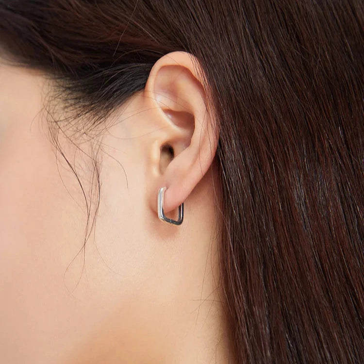AMARA - Sleek 925 Sterling Silver Rectangular Hoop Earrings