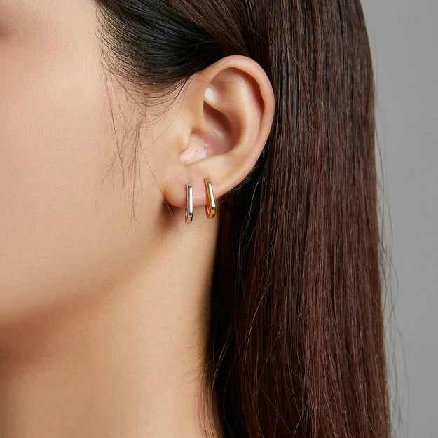 AMARA - Sleek 925 Sterling Silver Rectangular Hoop Earrings