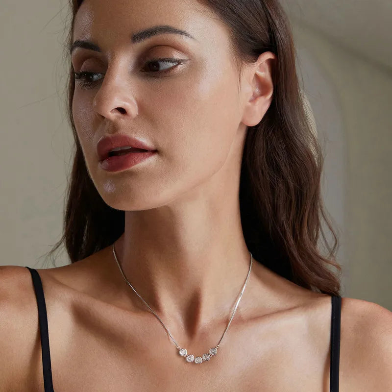 LUMIÈRE - 925 Sterling Silver Moissanite Five-Stone Necklace