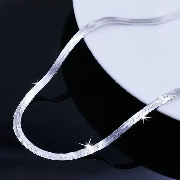 LUXE - Classic Gold Herringbone Chain Necklace