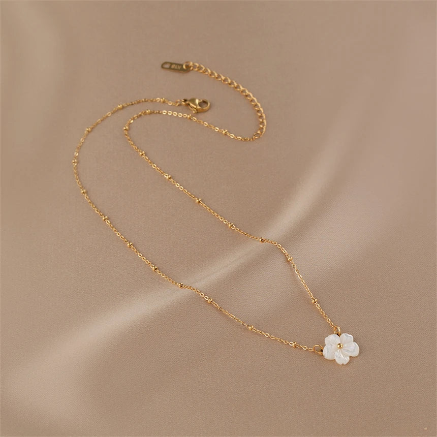 BLOSSOM - 316L Stainless Steel Seashell Flower Necklace