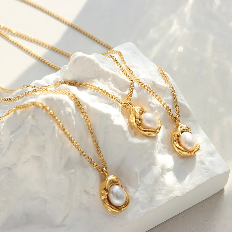 ORABELLE - 18K Gold-Plated Pearl Pendant Necklace