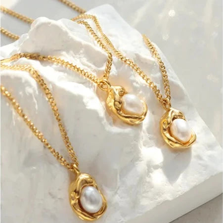 ORABELLE - 18K Gold-Plated Pearl Pendant Necklace