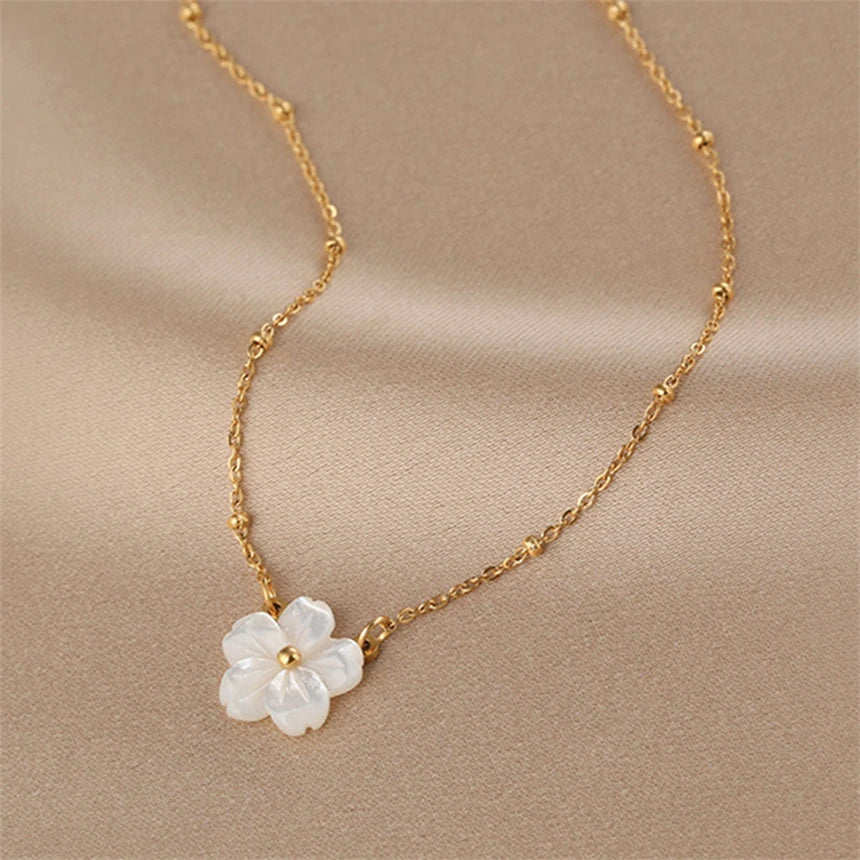 BLOSSOM - 316L Stainless Steel Seashell Flower Necklace