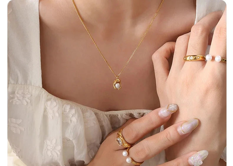 ORABELLE - 18K Gold-Plated Pearl Pendant Necklace
