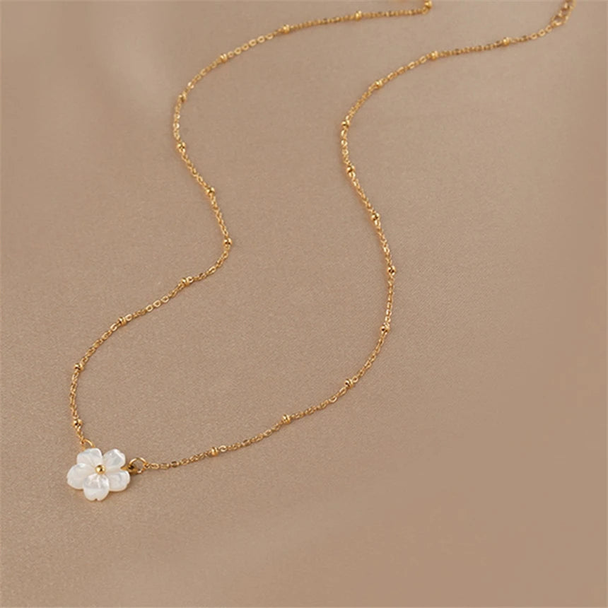 BLOSSOM - 316L Stainless Steel Seashell Flower Necklace