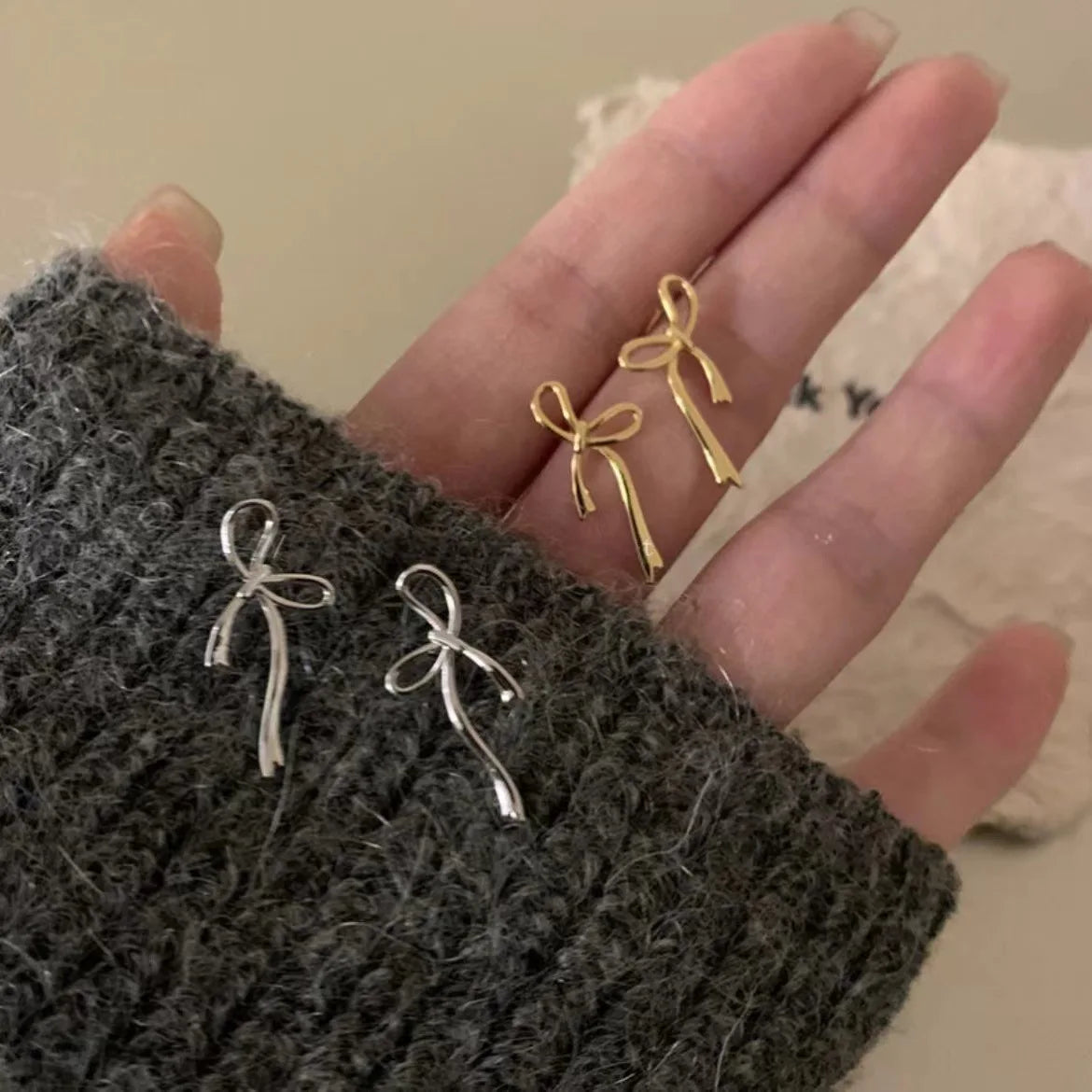 LUNA - Gold-Plated Ribbon Bow Stud Earrings